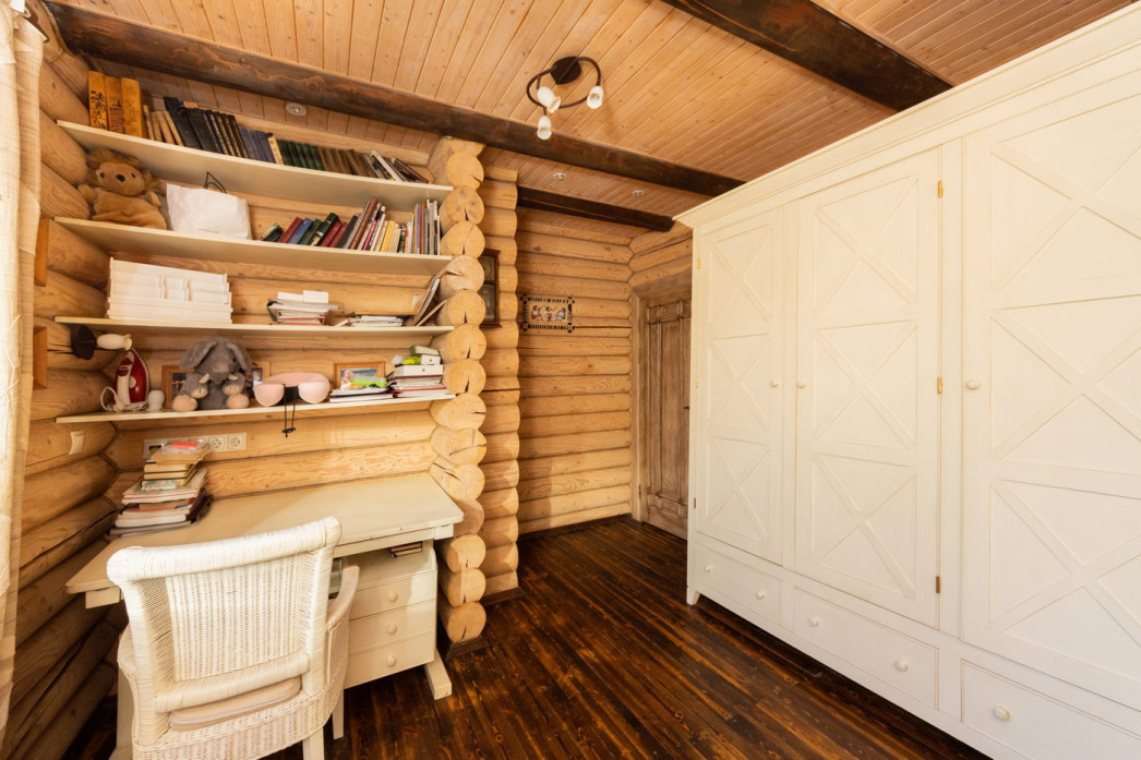 3-этажный дом 277 м² на участке 12,6 соток в Новой Москве