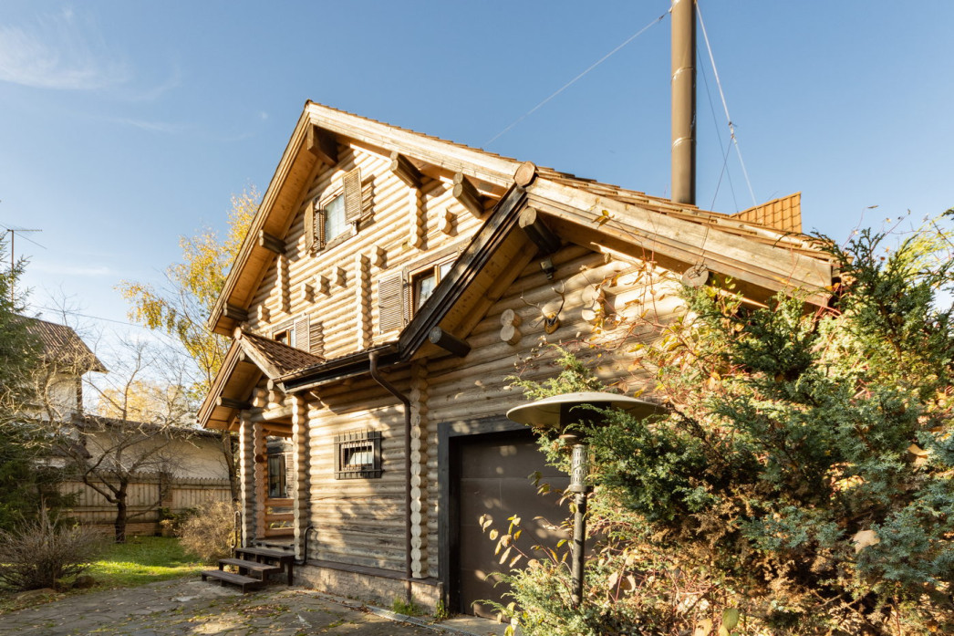 3-этажный дом 277 м² на участке 12,6 соток в Новой Москве