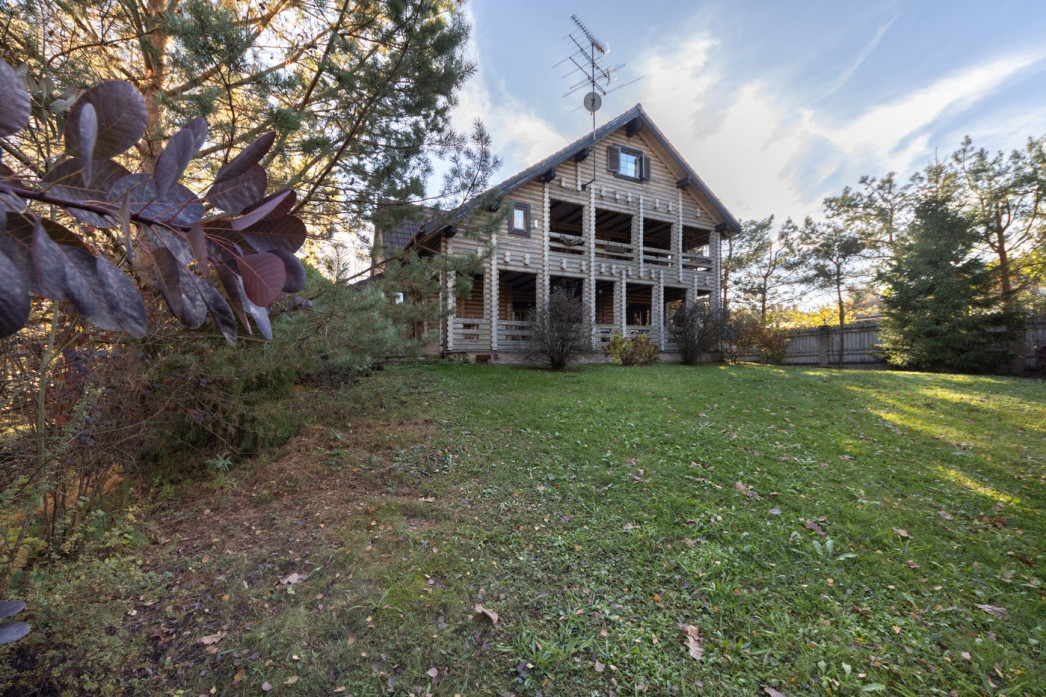 3-этажный дом 277 м² на участке 12,6 соток в Новой Москве