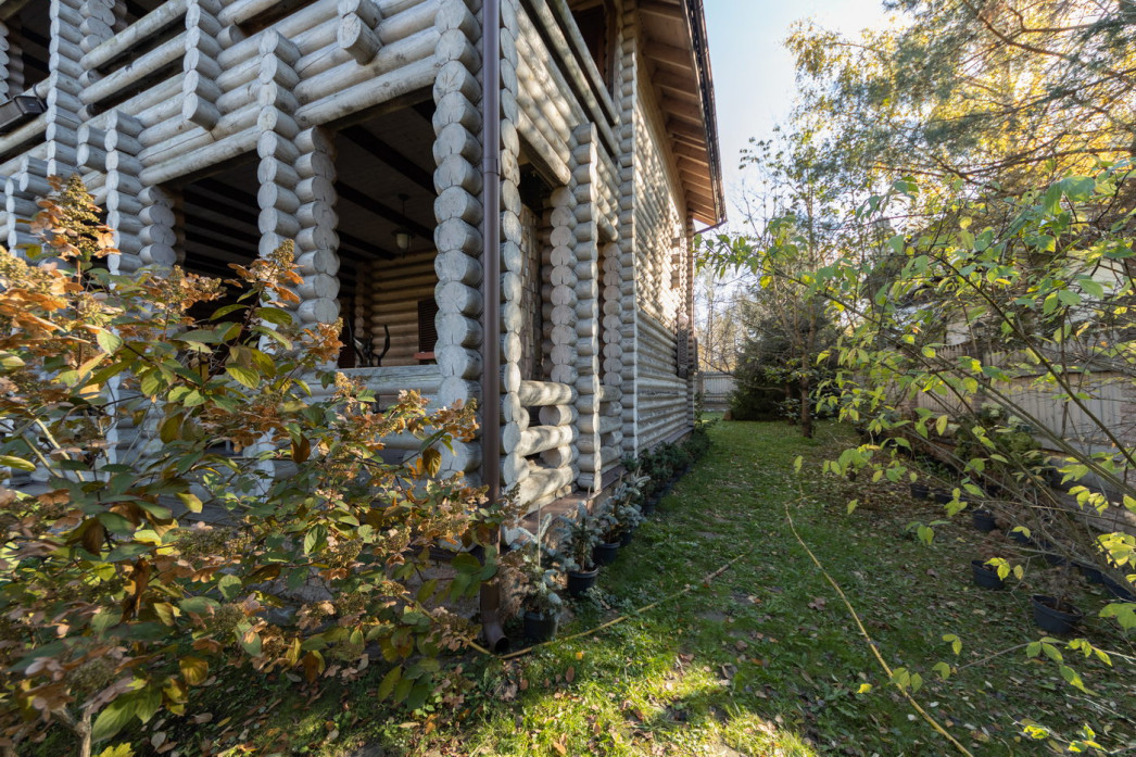 3-этажный дом 277 м² на участке 12,6 соток в Новой Москве